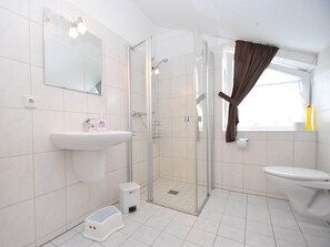 Bathroom - Wohnung in Willingen am Ettelsberg Skilift (Willingen)