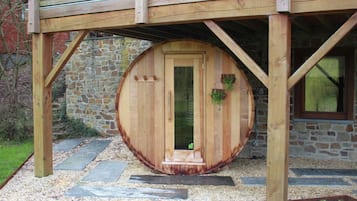 House | Spa treatment