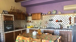 Unclassified image, 5 of 17, button - Captivating Holiday Home in Floridia With Garden (Syracuse)