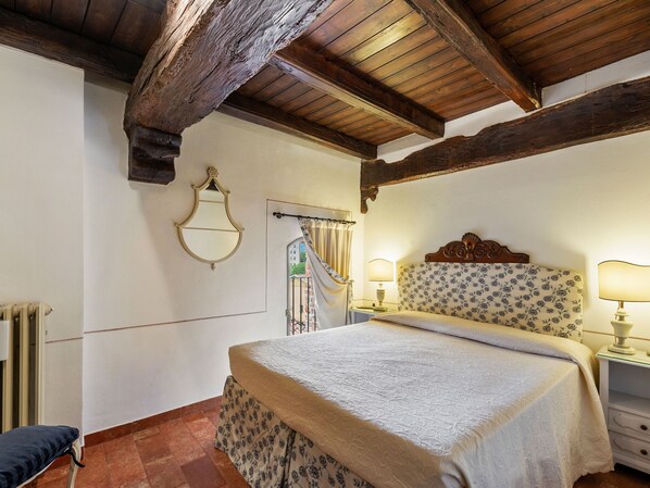 Room amenity - Enticing Apartment in Sandigliano With Garden (Sandigliano)