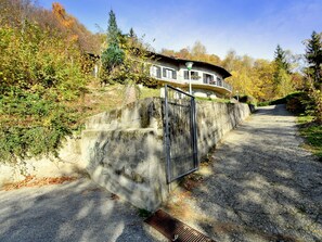 Exterior - Modern Apartment Near Ski Area in Traego Viggiona (Trarego Viggiona)