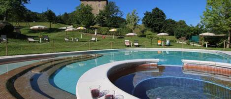 Cottage | Piscina | Piscina all'aperto