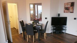 Living room - Luxurious Apartment in Waldeck With Sauna (Waldeck)