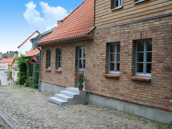 Exterior - Stilvolle Wohnung mit Garten in Kluetz (Klütz)