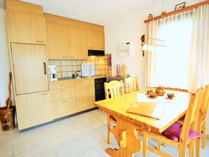 Apartment | Private kitchen - Family Stay in Aletsch Alps (Bellwald)