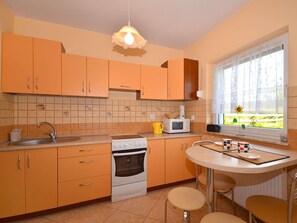 House | Private kitchen | Fridge, microwave, espresso maker