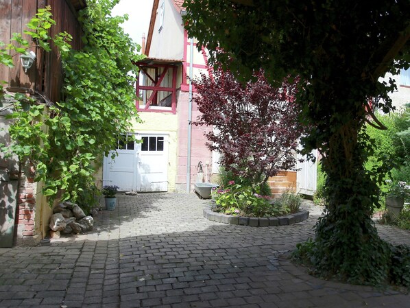 House | Exterior - Charming Holiday Home in Thuringen Near the Lake (Kyffhäuserland)