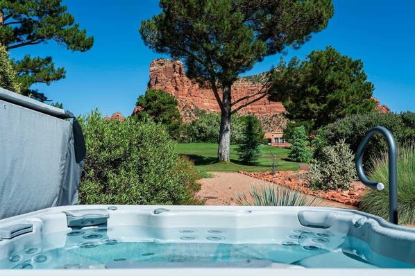 Outdoor spa tub - Great Views Observation Deck! Arch 290 - S047 (Sedona)