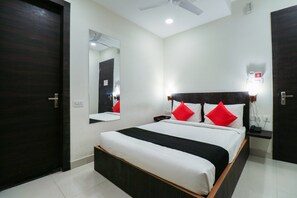 Habitación doble Deluxe | 1 habitación y ropa de cama 