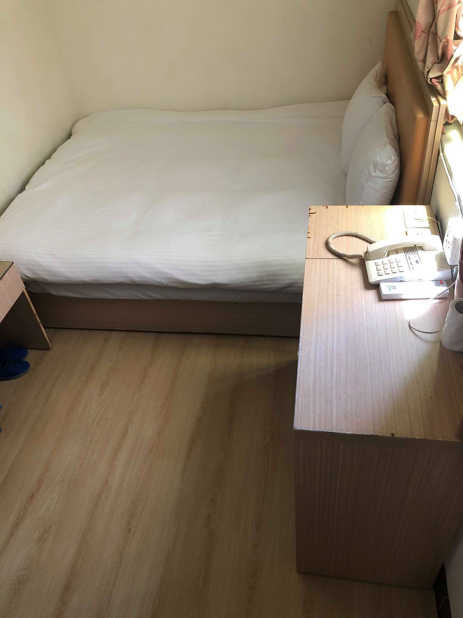 Desk, blackout drapes, free WiFi, bed sheets