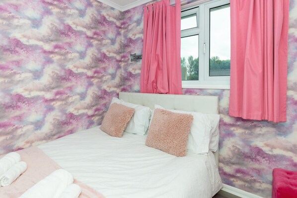 3 habitaciones, tabla de planchar con plancha y wifi gratis 