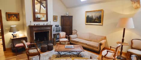 Cottage | Living room