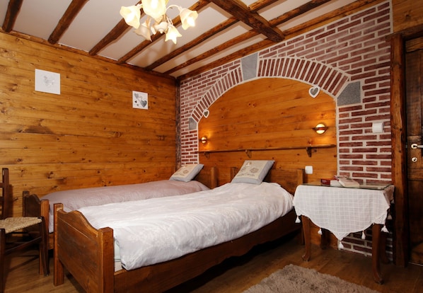 Maison | 5 chambres, ameublement personnalisé, draps fournis