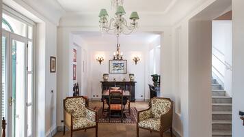 Villa | Spielezimmer