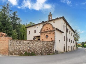 House | Exterior - Pet-friendly Farmhouse (Città di Castello)