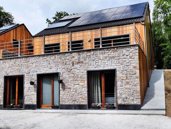 Exterior - Splendid Holiday Home in Beauraing With Sauna (Beauraing)