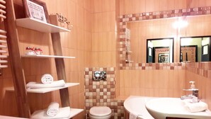 Unclassified image, 5 of 18, button - A Comfortable Apartment in Warsaw, Close to the Center, Airport (Warsaw)