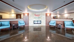 Lobby - HomeTowne Studios by Red Roof Wilmington - New Castle (New Castle)