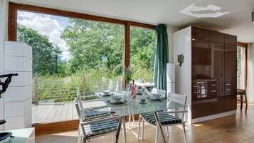 House | 2 bedrooms, individually furnished