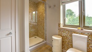 Unclassified image, 4 of 41, button - Stylish Holiday Home in Reepham with Hot Tub (Norwich)