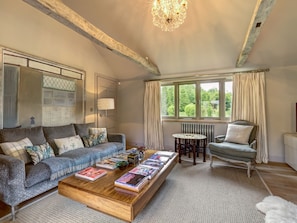 Fireplace - Stylish Holiday Home in Reepham with Hot Tub (Norwich)