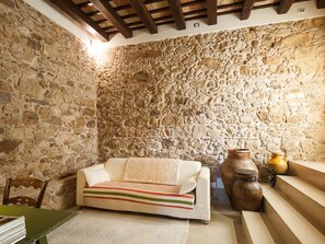 3 bedrooms, individually furnished, bed sheets - Belvilla by OYO Maranzano Marietta (Buseto Palizzolo)