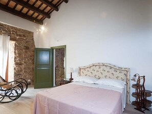 Hus | 3 soverom, individuelt innredet og sengetøy