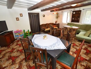 House | Dining - Family Chalet With Garden (Krasna Lipa)