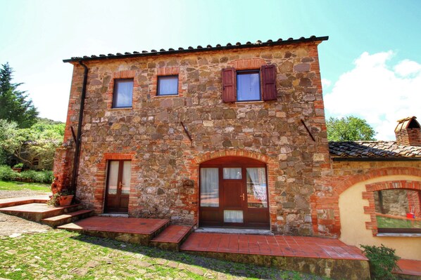 House | Exterior - Scenic Tuscan Farmhouse (Castiglione d'Orcia)