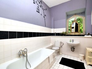 House | Bathroom - Spacious Pet-friendly Castle in Stavelot (Stavelot)