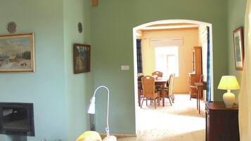 House | Living area | DVD player