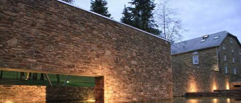 House | Pool | Outdoor pool