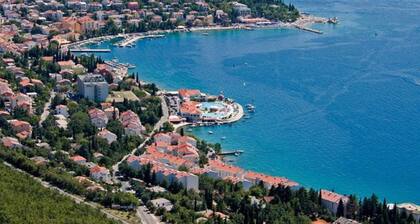 Quaint Villa in Crikvenica With Pool