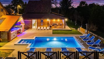 House | Pool | Indoor pool, outdoor pool