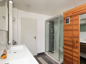 House | Spa treatment