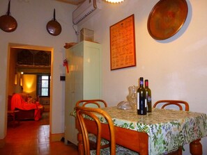 Dining - Lovely Holiday Home in Sorano Italy near Forest (Sorano)