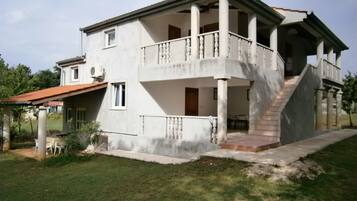 Apartment | Exterior