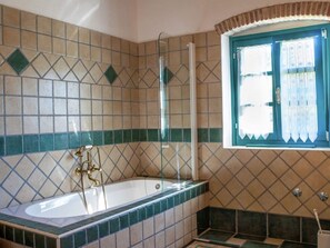 Villa | Badezimmer | Dusche