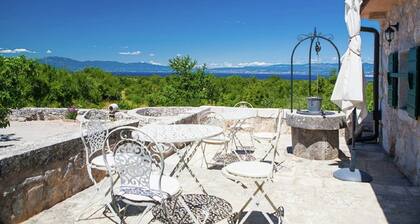 Villa on Krk With Pool and Outdoor Kitchen