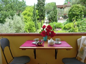 House | Dining - Tuscan Landscape Farmhouse (Poggibonsi)