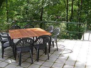 Balcony - Spacious Chalet in Daverdisse With Sauna (Daverdisse)