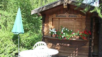 Chalet | Outdoor dining