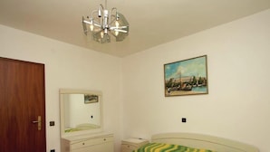 Apartment - Apartment With Balcony in Peroj Near the Beach (Vodnjan)