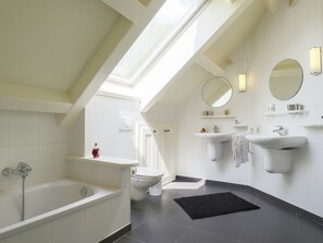Villa | Bathroom - Rendeux Villa With Garden (Rendeux)