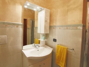 Bathroom - Serenity Farmhouse in Castiglion Fiorentino (Castiglion Fiorentino)