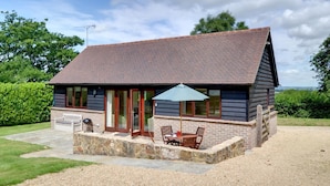 Exterior - Detached Holiday Home in Beautiful Forest Location in Brightling (Robertsbridge)