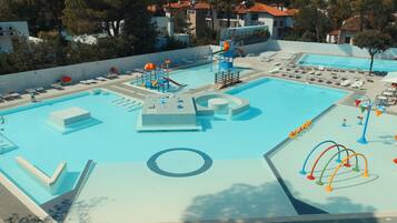 Mobile Home | Pool | Outdoor pool