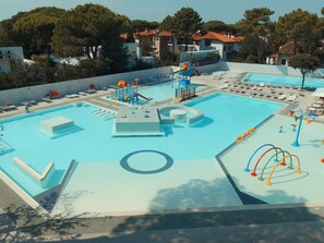 Mobile Home | Pool | Outdoor pool - Beachy Comfort in Lido di Spina (Comacchio)