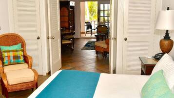 Apartment | 1 bedroom, individually furnished, bed sheets