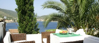 Coastal Apartment in Vis Near sea
